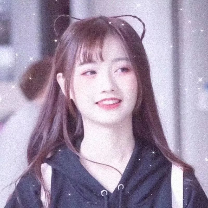 电影海报 - 她行走于黑暗中